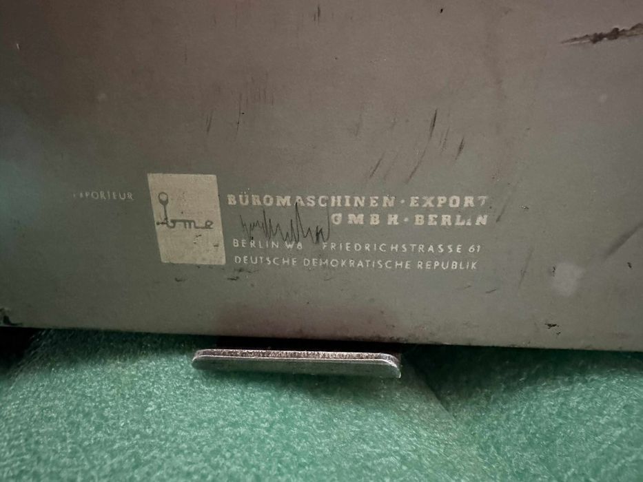 Masina de scris funcțională