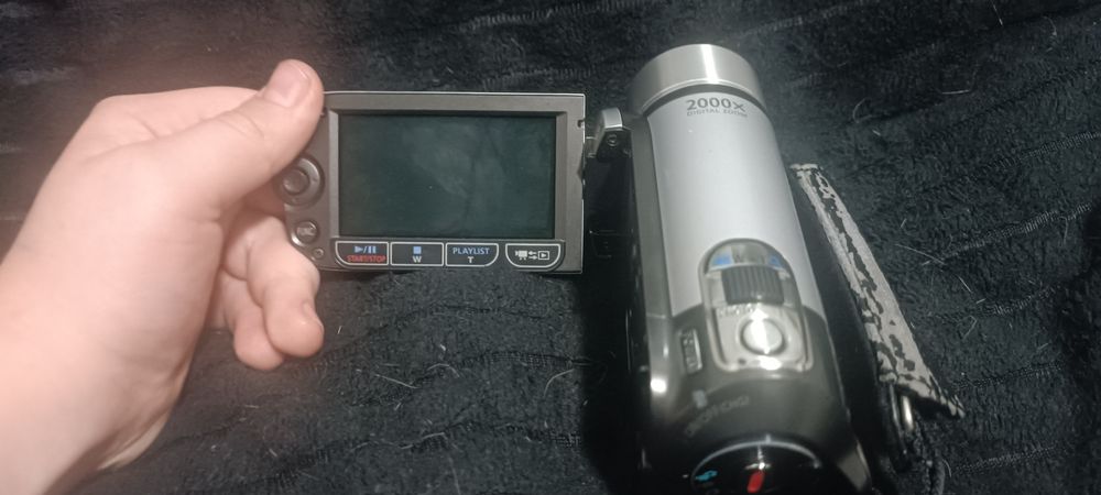 Камера canon Legria FS200