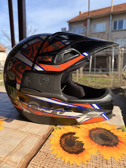 Каска за мотокрос и ендуро