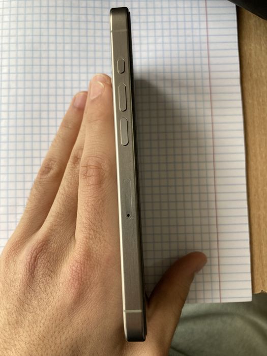 iPhone 15 pro 256gb sim+eSim