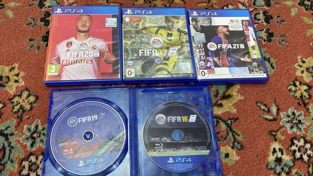 Продам лот игр пс4