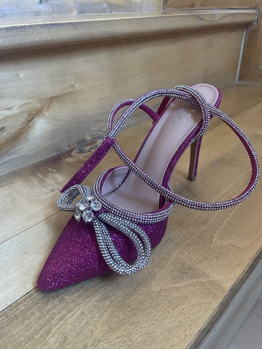 Обувки на ток