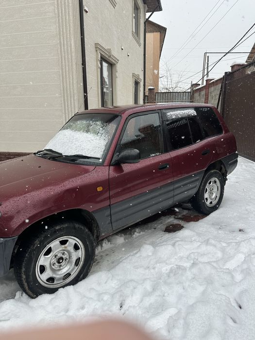 Toyota rav4 4 двери