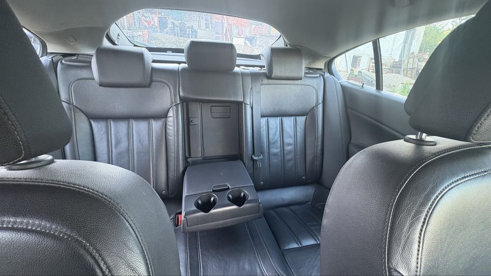 Opel Insignia 2.0 CDTi – 2009 г