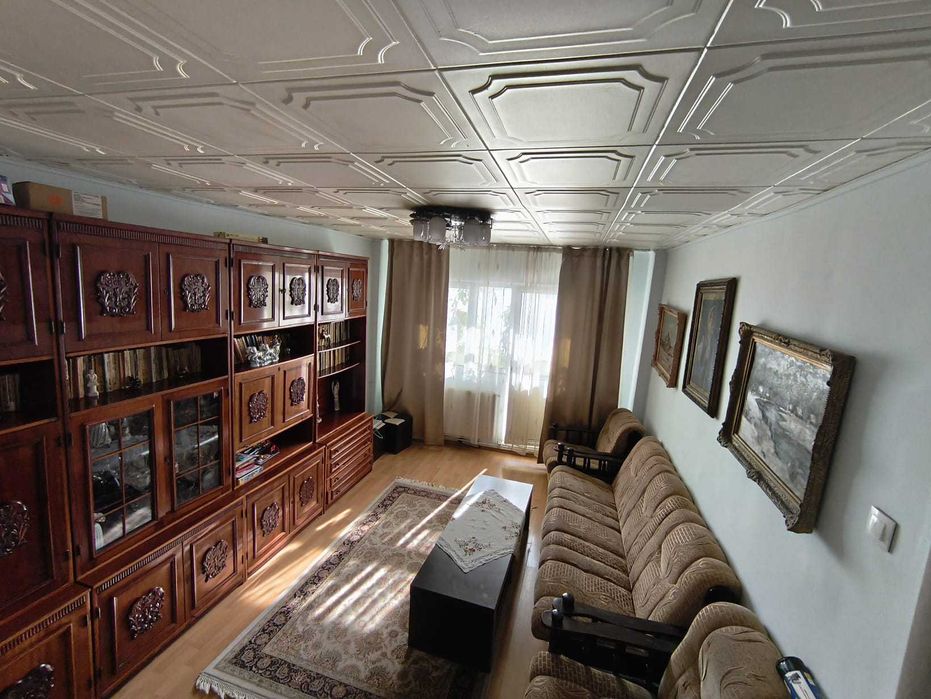 Apartament 4 camere decomandat confort 1, 2 bai, 2 balcoane, central