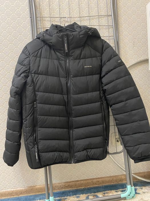 Продам зимнюю куртку