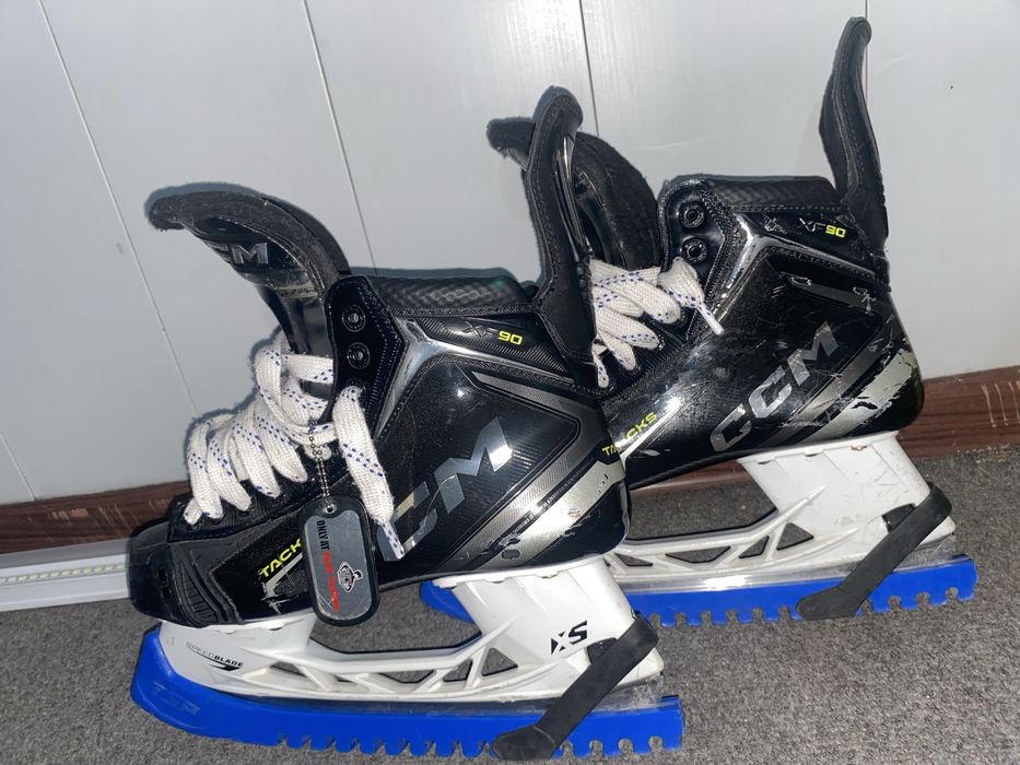 Коньки ccm tacks xf90