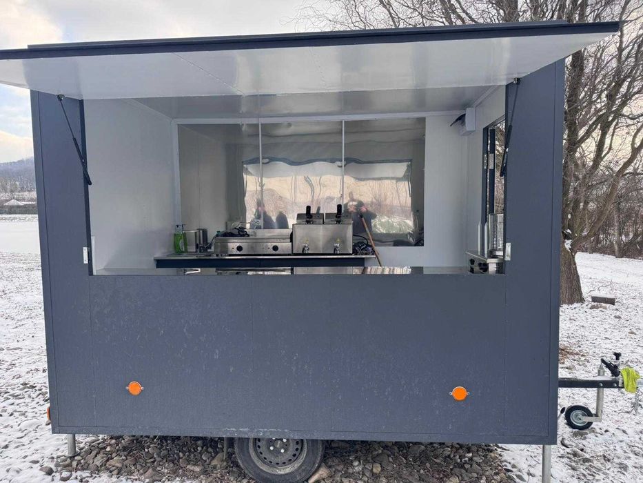 Rulota FAST FOOD mobilata de vanzare! NOUA gata pentru utilizare!