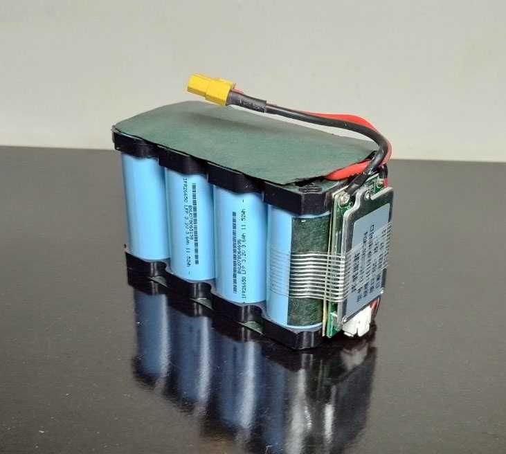 Литиевый аккумулятор 12V 7Ач, 4S2P, LiFePO4