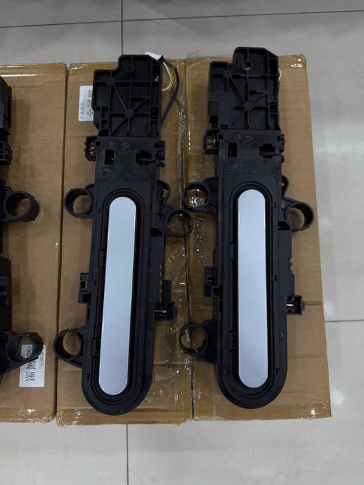 Leapmotor eshik ruchka Chiqadigan yonadigan sifati yahwisi