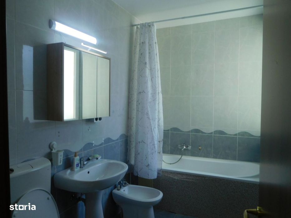 Apartament 3 camere, balcon și garaj, Grigorescu