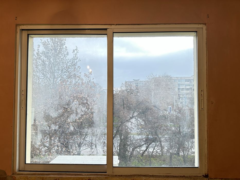 Алуминиев плъзгащ прозорец