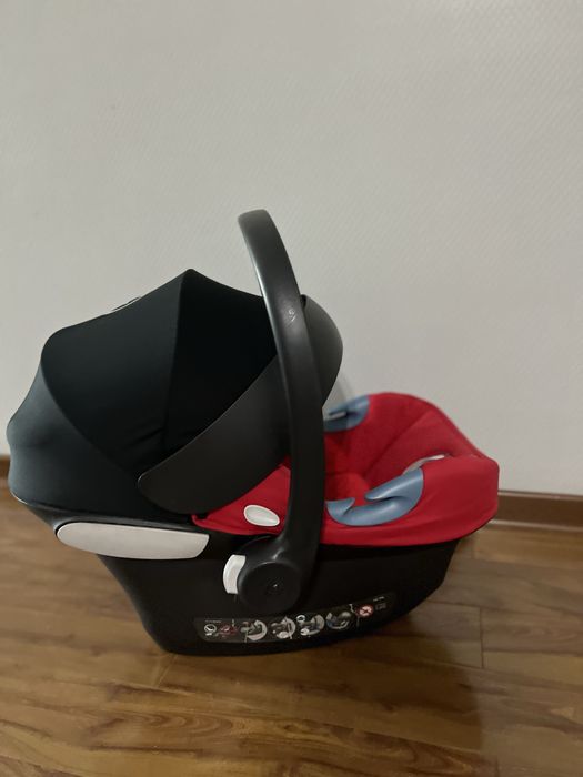 Автокресло Cybex Aton m