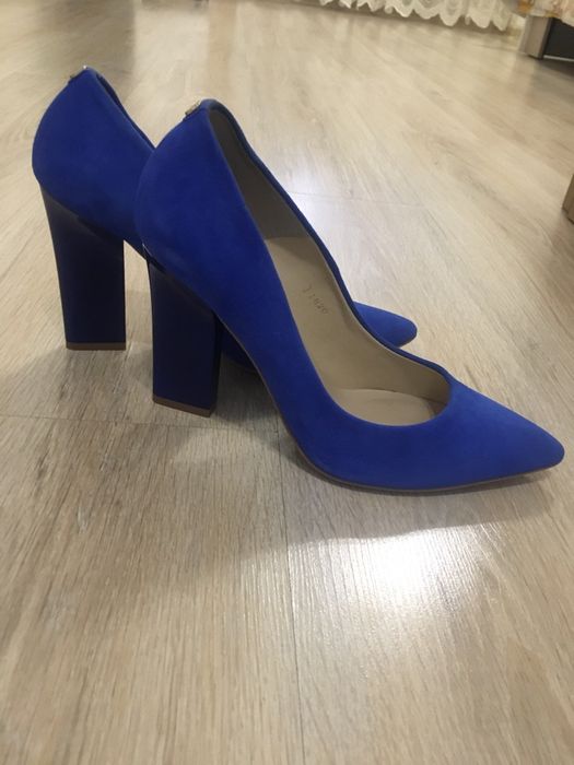 Замшевые туфли синие