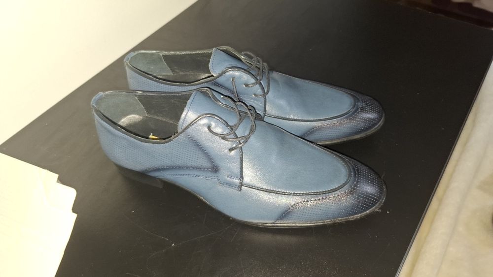 Pantofi de piele