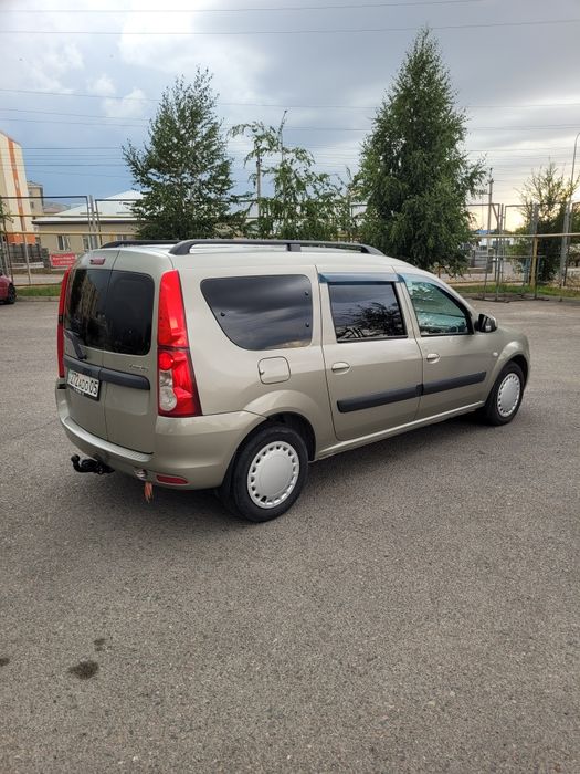 Продам Lada Largus