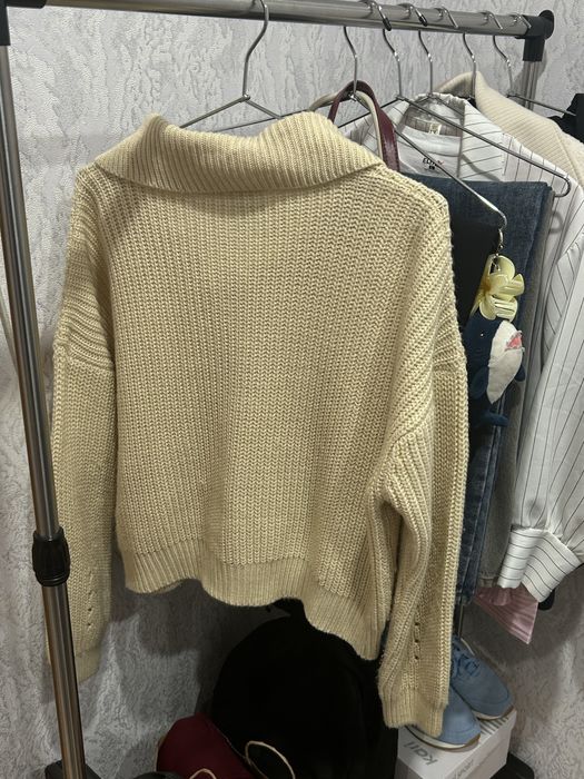 Продам женскую одежду (размер s, m)