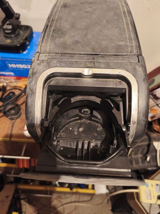 Подлкотоник универсальный