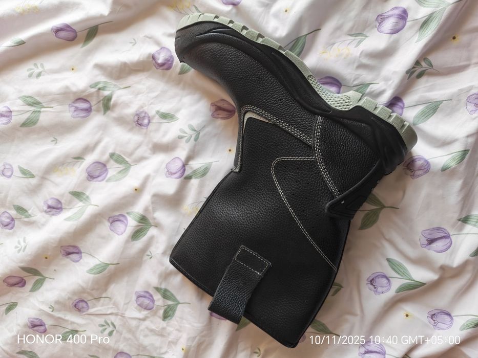 сапоги с защитным металлическим подноском