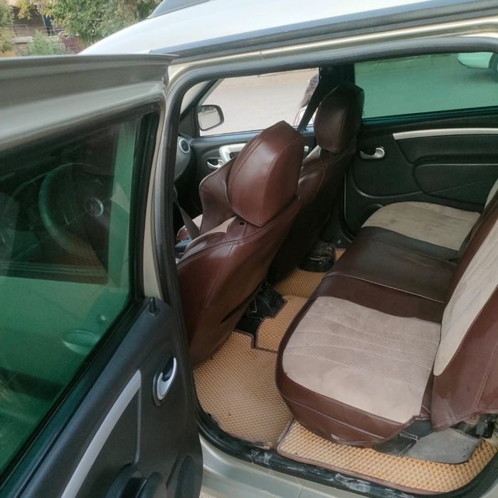 Ваз Lada Largus 2015г