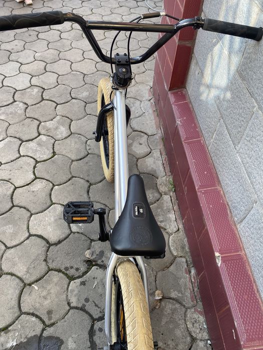 трюковой велосипед BMX