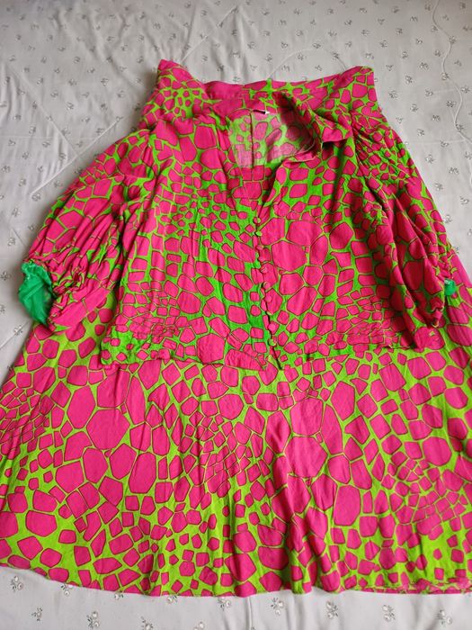 Кофта 2 штук 52 размер  все вместе 20000.