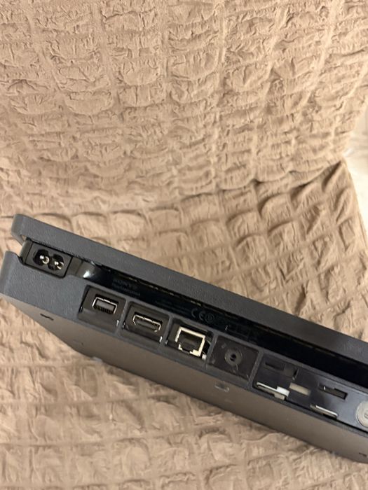 PlayStation 4 С развален HDMI