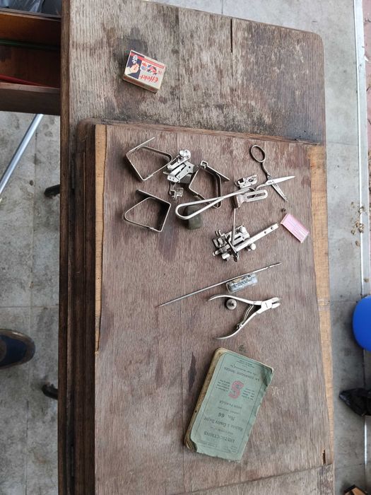 Vând mașină de cusut Sincer anul feb. 1925