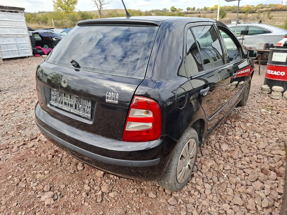 Шкода Фабия 1.2 3 цилиндъра