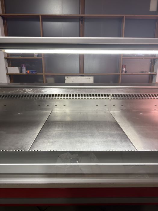 Vitrina Linde 380 cm lungime - mezeluri, lactate - FARA AGREGAT