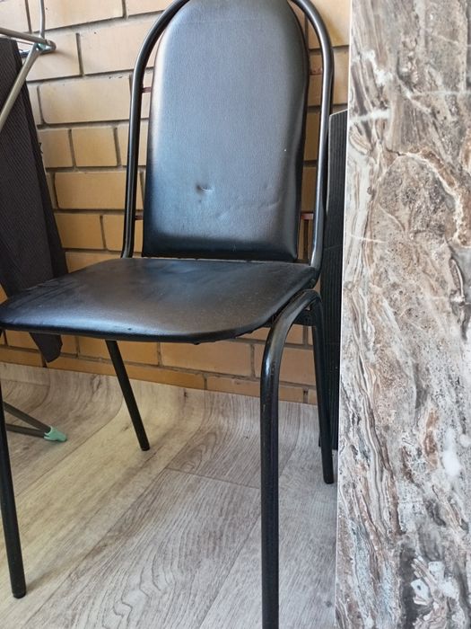 Стул продам недорого