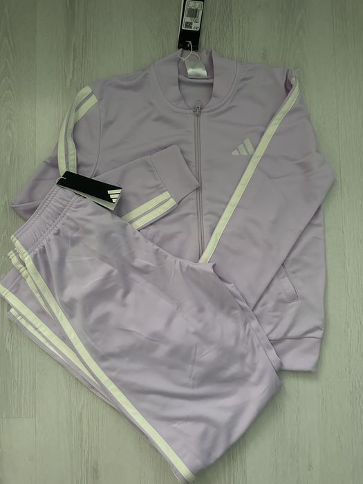 Нов дамски екип Adidas, S размер