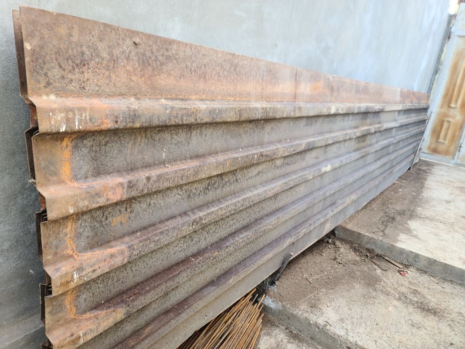 Железный Листы продаётся срочно