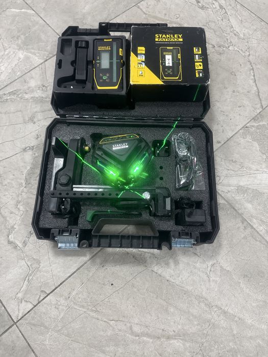 Vind laser stanley3x360nou 2025 12v,3Ah cu receptor nou la cutie