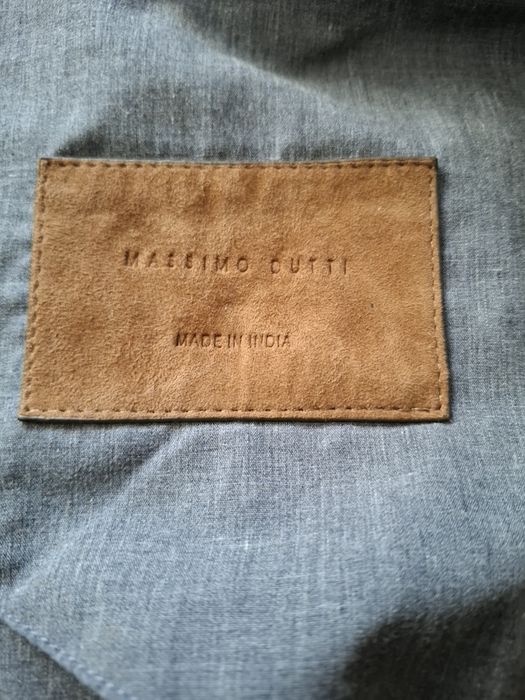 Haina din piele intoarsa