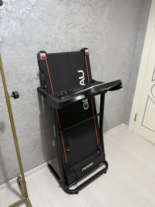 Беговая дорожка Genau