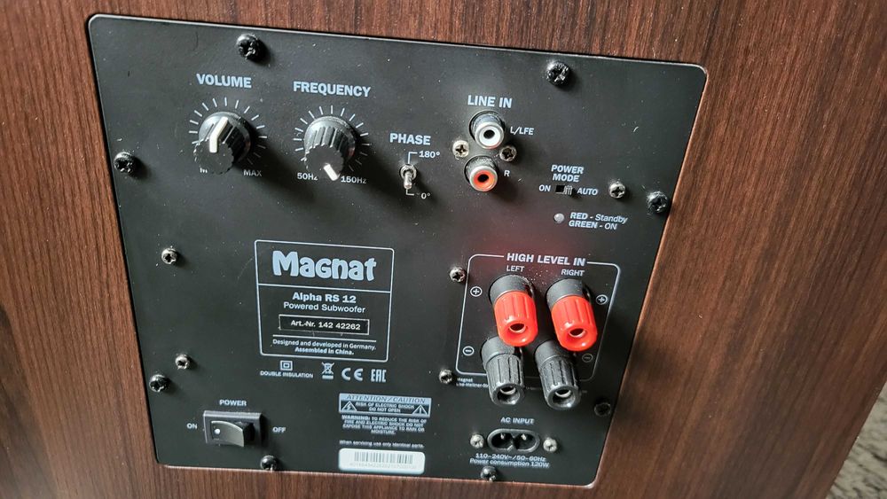 Boxe HI-Fi Magnat 5.1 Monitor S cu suporti si Alpha RS 12 impecabile