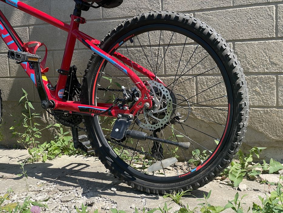 Trinx kd34 красный