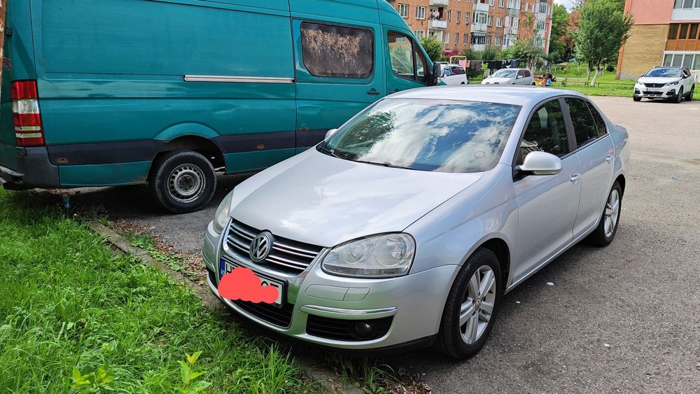 Vând vw Jetta 19 TDI