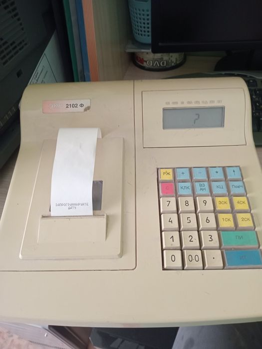 Кассовый аппарат б/у продается