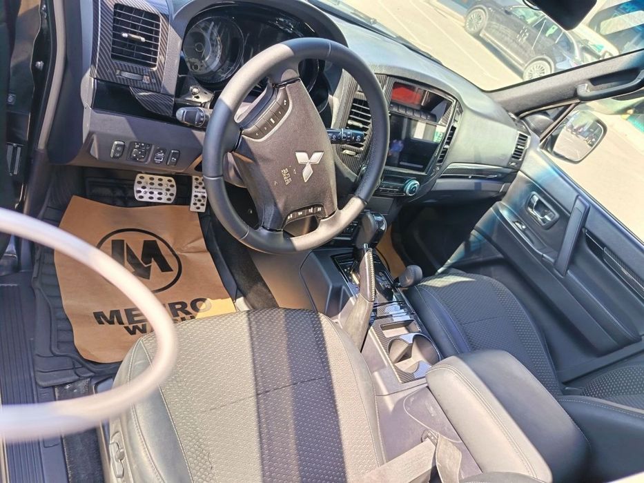 Mitsubishi Pajero 4