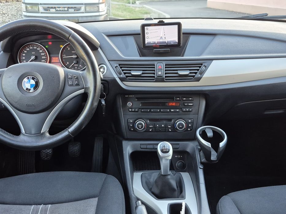 Vând BMW X1 !!!!