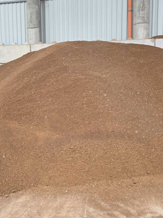 Șrot Soia 46%, Șrot Floarea Soarelui 35%, Șrot Rapiță 34%, Tărate de grâu, Furaje, Concentrate