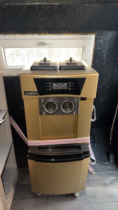 Фудтрак для мороженного