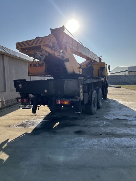 Autokran Super Maz 25 Ton