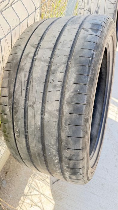 Гуми YOKOHAMA 22" цола за BMW - XM, X5, X7