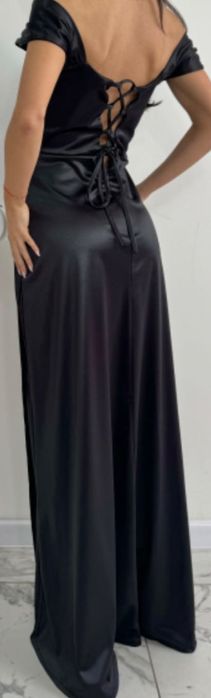 Официална черна рокля сатен