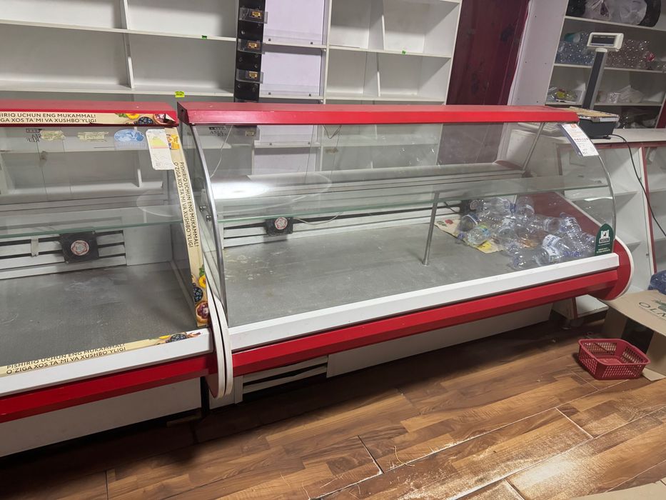 Продается холодильник для магазина