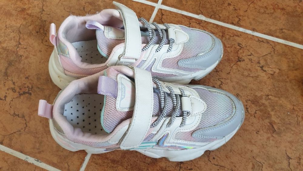 Обувь детская в хорошем состоянии