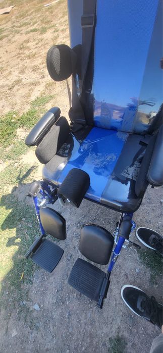 Продам инвалидную коляску